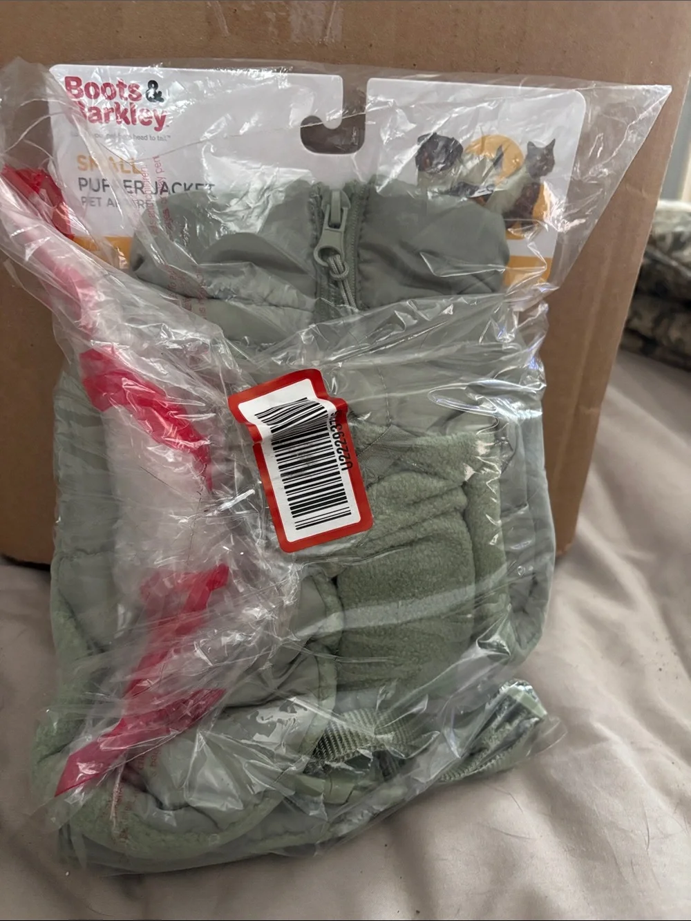 6/$20 NWT Boots & Barkley Dog or Cat Sage Green Puffer Coat with Buckle S